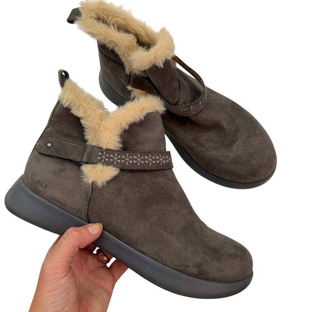 JBU Gray Nordic Ankle Boot 8.5